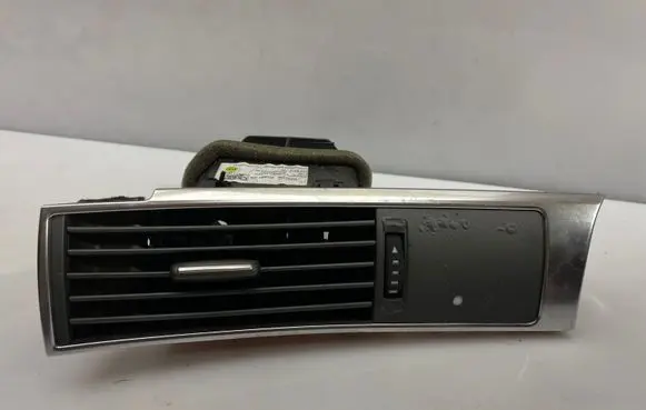 Audi A6 S6 C6 4F Dashboard side air vent grill/cover trim 4F1820901A
