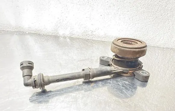 Opel Vivaro clutch release bearing 8200654808