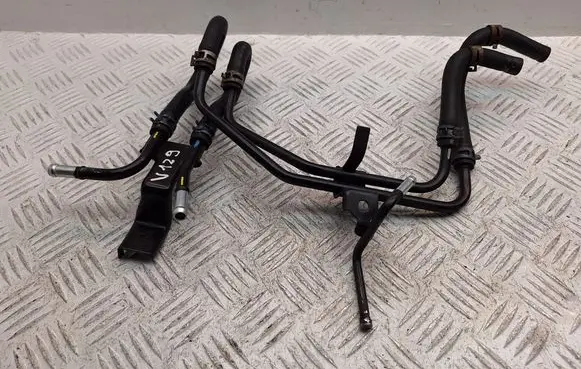 Gearbox oil cooler pipe/hose