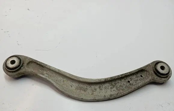Mercedes-Benz C AMG W204 Rear control arm 20407FI