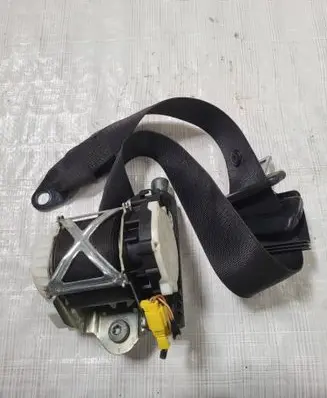 Mercedes-Benz GL X164 Rear seatbelt A1648602085 9C94 GB14166