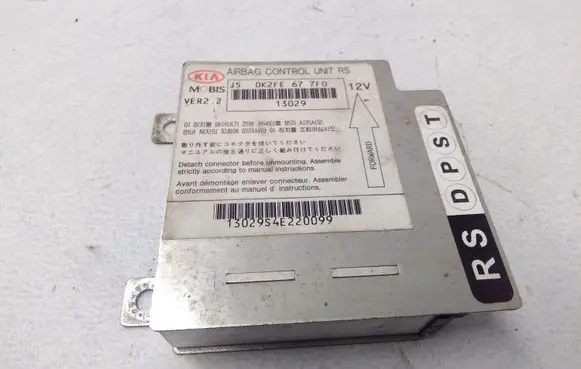 KIA Carens I Airbag control unit/module 0K2FE677F0
