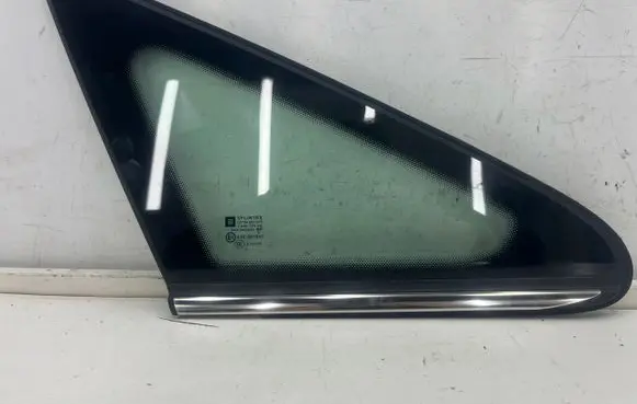 Opel Zafira B Front vent window/glass (coupe) 13123923