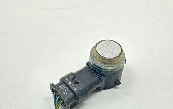 Mercedes-Benz E W212 Parking PDC sensor A0009055504