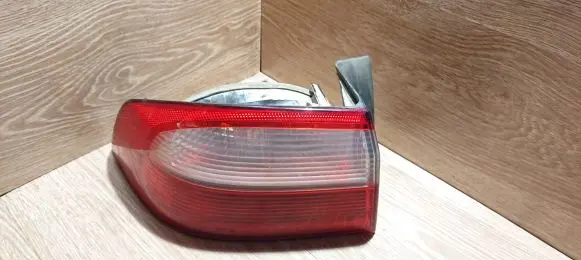 Renault Laguna II Rear/tail lights 8200002473