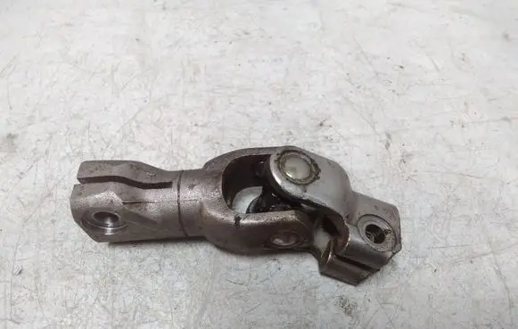 Hyundai Santa Fe Steering column universal joint
