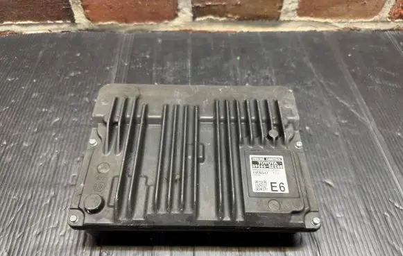 Toyota Corolla E210 E21 Engine control unit/module 8966602E60 MB2831001100