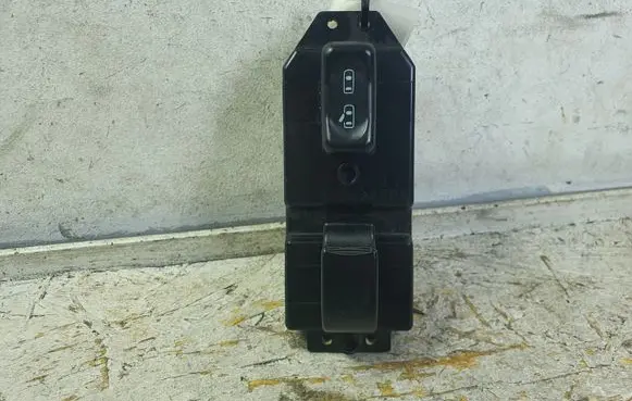 Opel Frontera B Electric window control switch