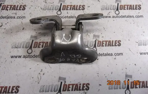 Rear door upper hinge