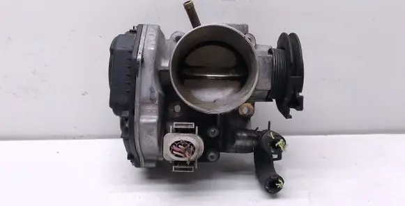 Audi A3 S3 8L Throttle valve 06A133064M