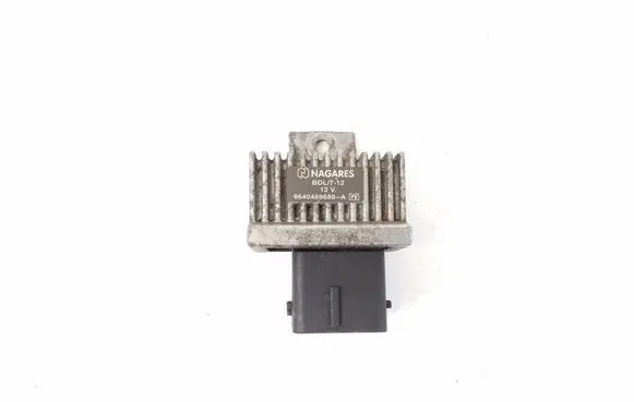 Nissan Navara Glow plug pre-heat relay 9640469680A