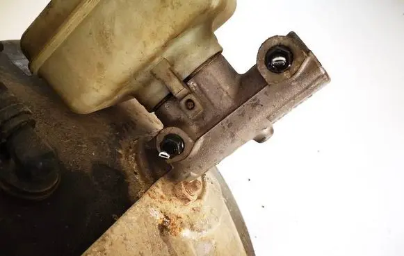 Audi A3 S3 8L Master brake cylinder 21027099