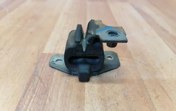 Muffler mount bracket/holder