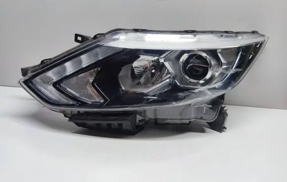 Nissan Qashqai Headlight/headlamp 10018015