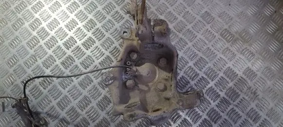 BMW 5 E39 Front wheel hub