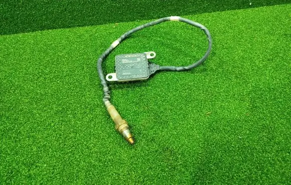 Renault Trafic III (X82) Lambda probe sensor 227905444R 5WK96748 A2C808955000