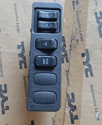 Mitsubishi Pajero Differential lock switch 
