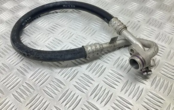 Audi A4 S4 B9 Air conditioning (A/C) pipe/hose 8W0816743B