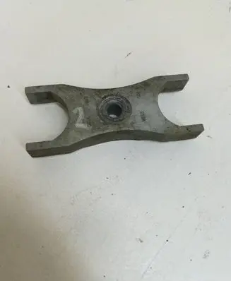 Skoda Superb B6 (3T) Fuel Injector clamp holder 