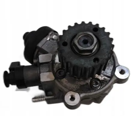 Audi Q3 8U Fuel injection high pressure pump 04L130755D