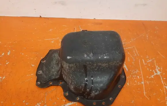 Volkswagen Polo IV 9N3 Oil sump 03D103602G