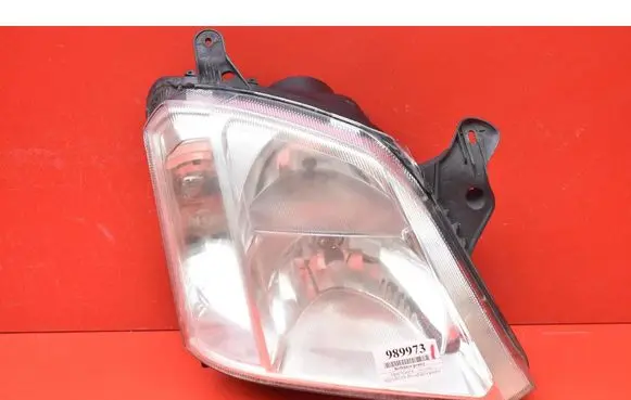 Opel Meriva A Headlight/headlamp 93321053