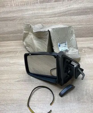 Opel Kadett E Manual wing mirror 90442481