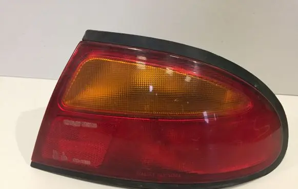 Mazda 323 F Rear/tail lights