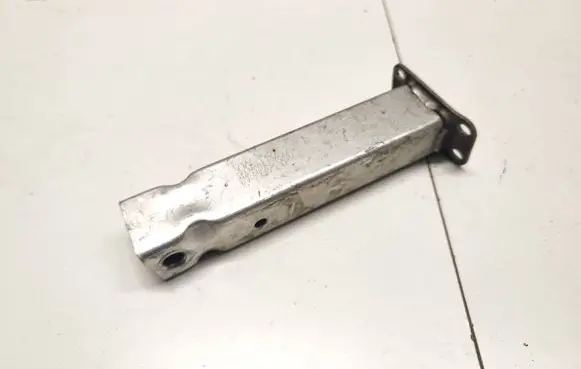 Audi Q7 4M Radiator support slam panel bracket 4M0802037A