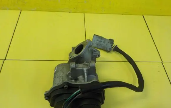 Land Rover Range Rover L322 EGR thermostat 6H4Q9D475CC