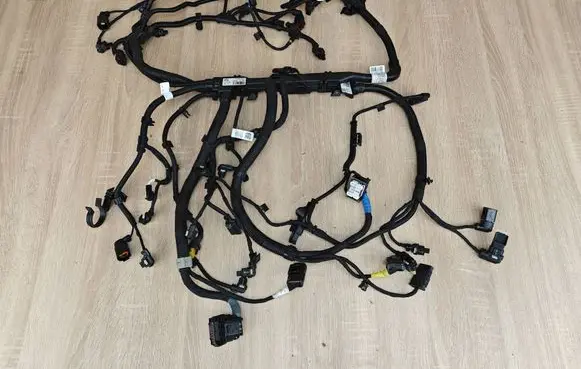 BMW 8 G16 Engine installation wiring loom 8571114 8571105