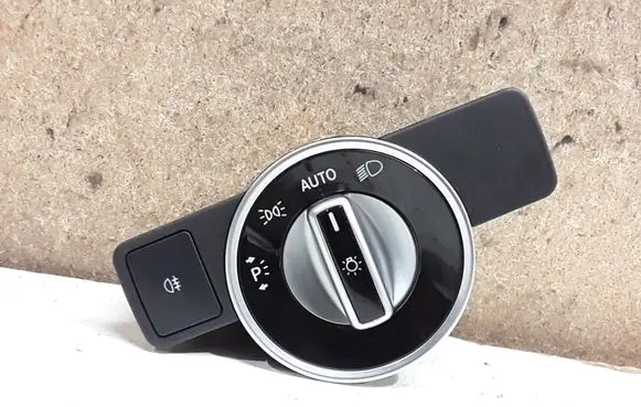 Mercedes-Benz A W176 Light switch A2129050551