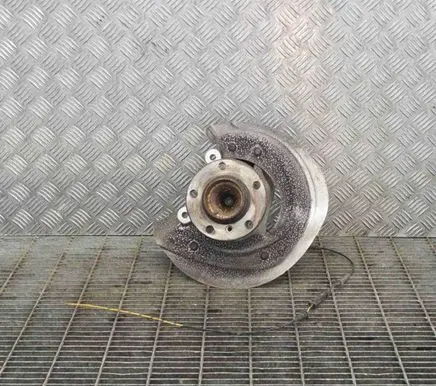 BMW 1 F20 F21 Front wheel hub 6792286
