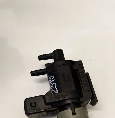 Volkswagen Golf V Turbo solenoid valve 1J0906283A