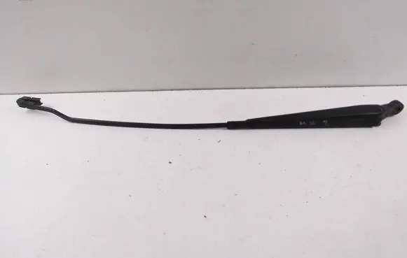 Ford Mondeo MK II Front wiper blade arm 