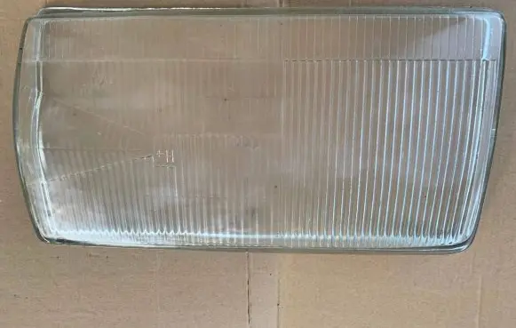 Mercedes-Benz W123 Headlight lense 