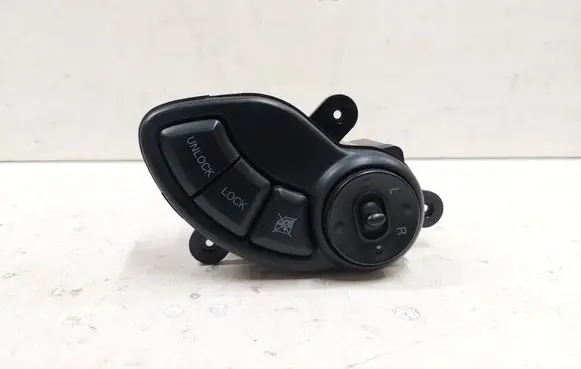 Hyundai Santa Fe Wing mirror switch 9353026000 9353026030 9353026020