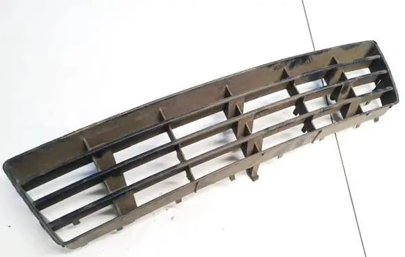 Audi A6 S6 C4 4A Front bumper lower grill