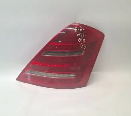 Rear/tail lights