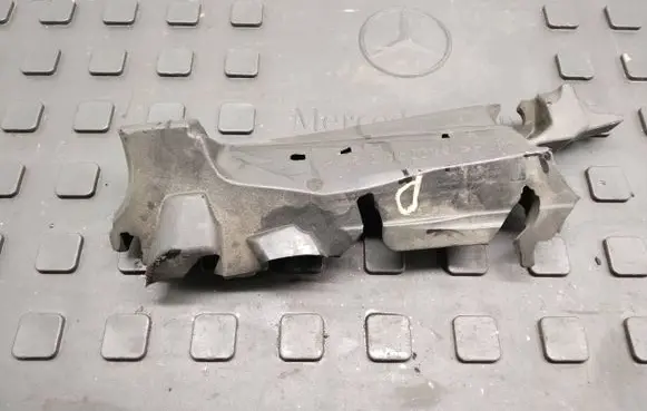 Mercedes-Benz GLK (X204) Other engine bay part A6420162024