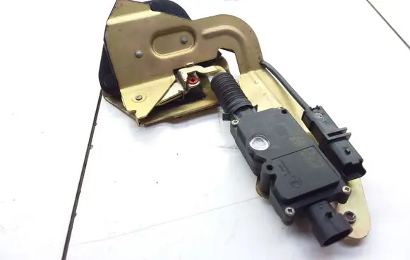 Citroen C8 Sliding door lock 204104 PZ08B017