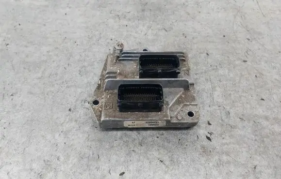 Opel Meriva A Engine control unit/module ECU 12249823