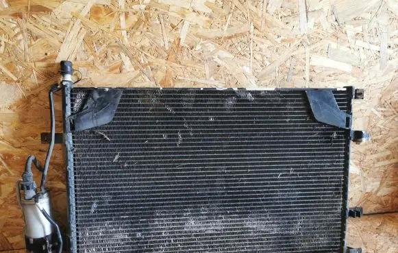 Volvo XC70 A/C cooling radiator (condenser) 31101052 51935
