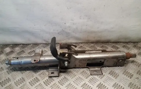 Opel Movano B Steering wheel axle