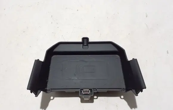 BMW 5 G30 G31 G38 Other devices 9824663