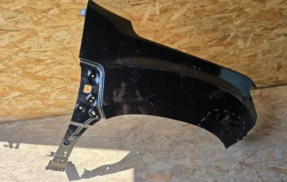 Dacia Duster II Fender
