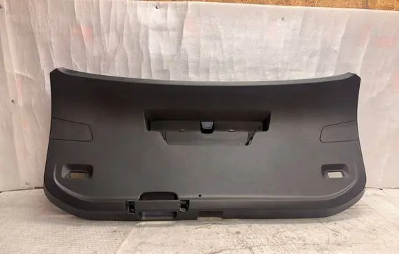Volkswagen PASSAT B9 Tailgate trim 3J0867601A