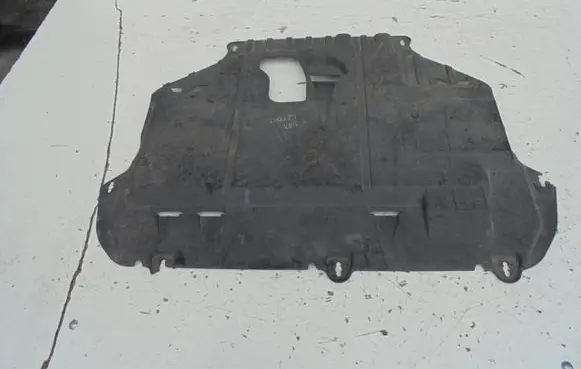 Ford C-MAX I Engine splash shield/under tray STREFAOSONA