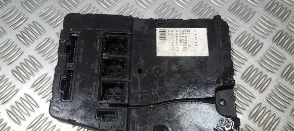 Renault Scenic II - Grand scenic II Comfort/convenience module 82000309690