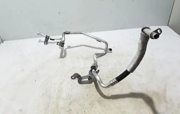 Renault Trafic III (X82) Air conditioning (A/C) pipe/hose 924803885R
